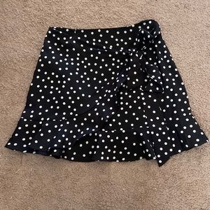 Princess Poly mini skirt size US 6! Polka dot wrap skirt with tie on the front.